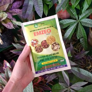 Chế phẩm vi sinh EMZEO xử lý chất thải hữu cơ