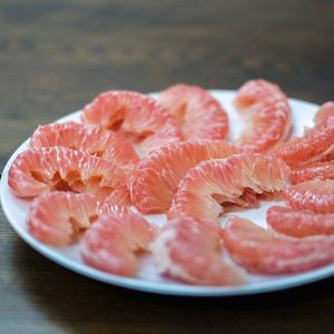 Đặc điểm của bưởi đỏ tân lạc