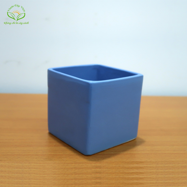 Chậu sứ trụ vuông – CM009