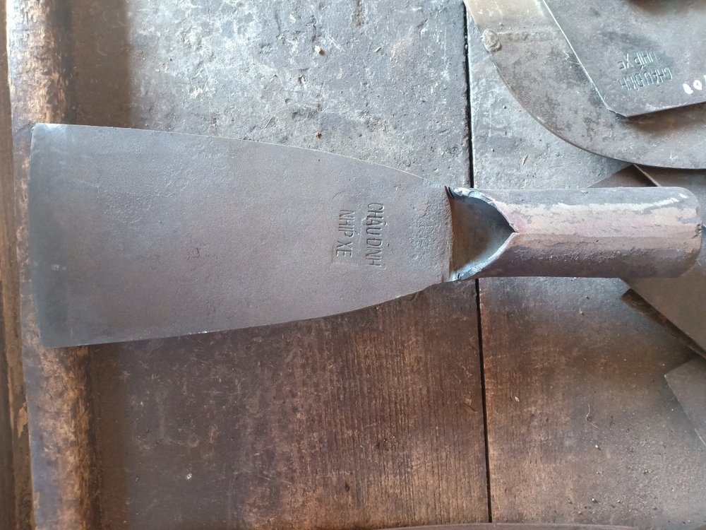 Thuổng (nhíp xe)