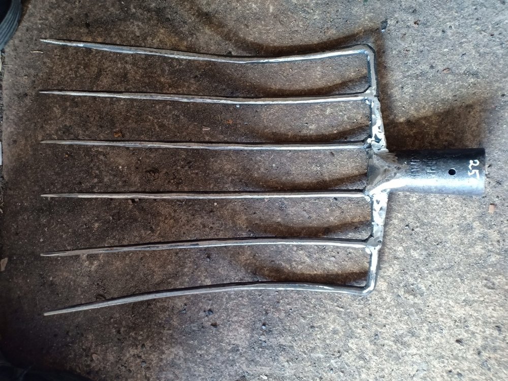 Nỉa rơm 6 răng