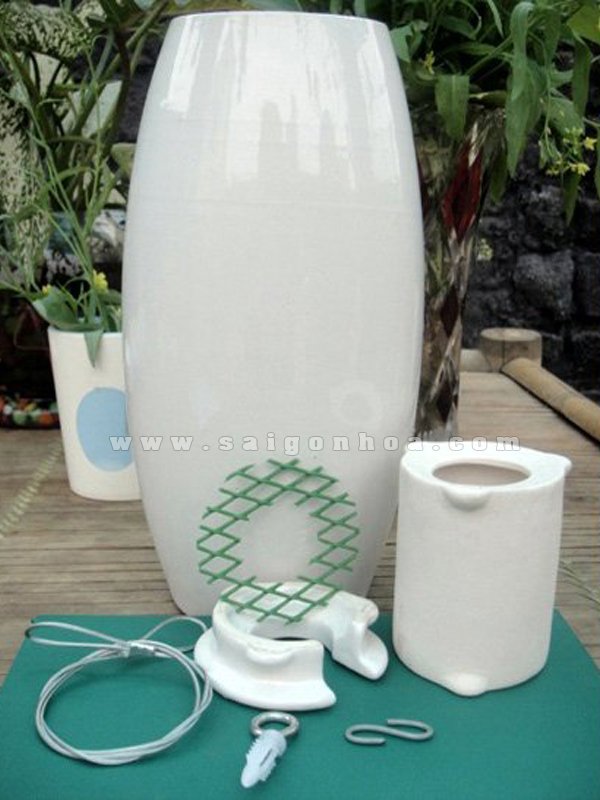 Chậu Treo Ngược Hình Bom
