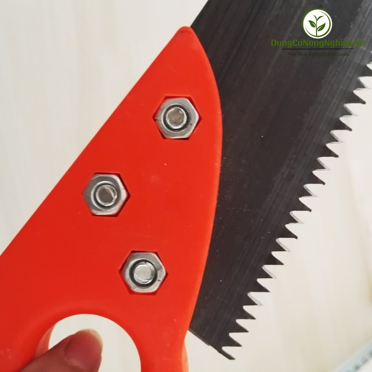Cưa cầm tay chống trượt lưỡi 6mm