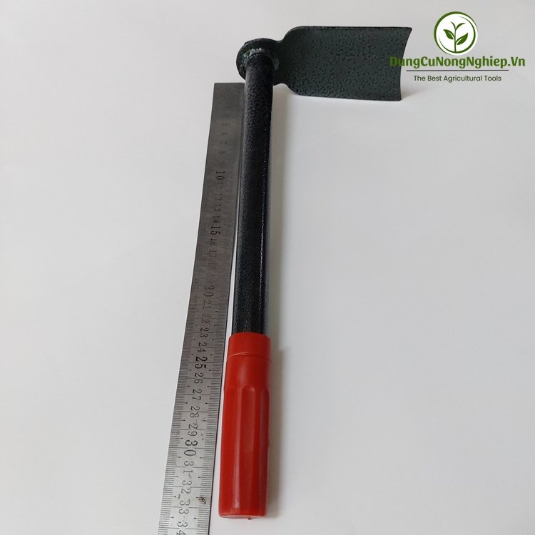 Cuốc cầm tay cán sắt màu đen 35cm