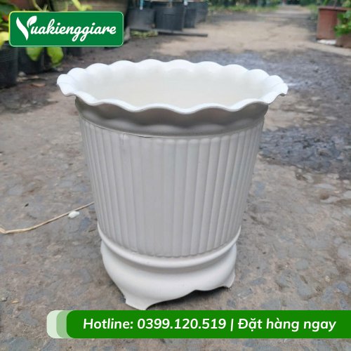 Chậu Nhựa Trắng 3 Chân