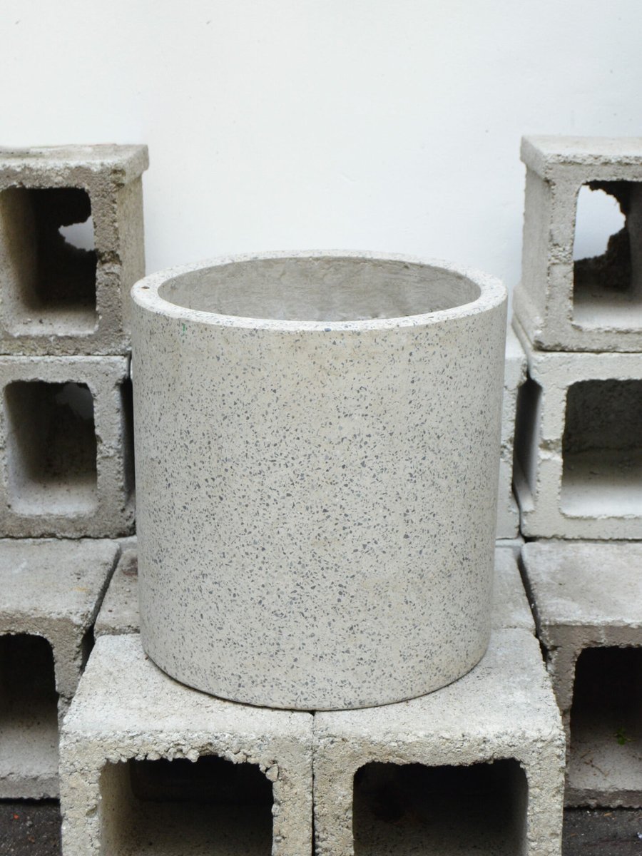 Chậu trụ xi măng 30cm