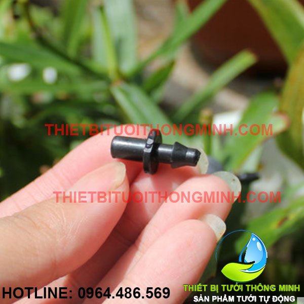 Nối 6mm 1 đầu trơn gắn béc tưới (nhựa tốt)