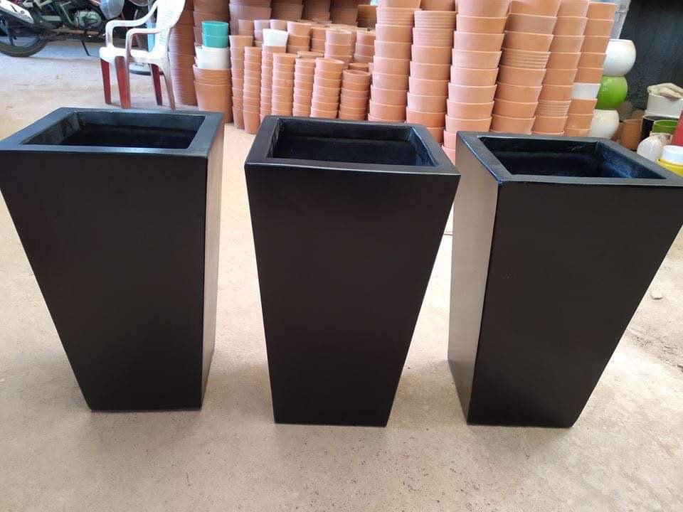 Chậu trụ vuông vát đáy 3