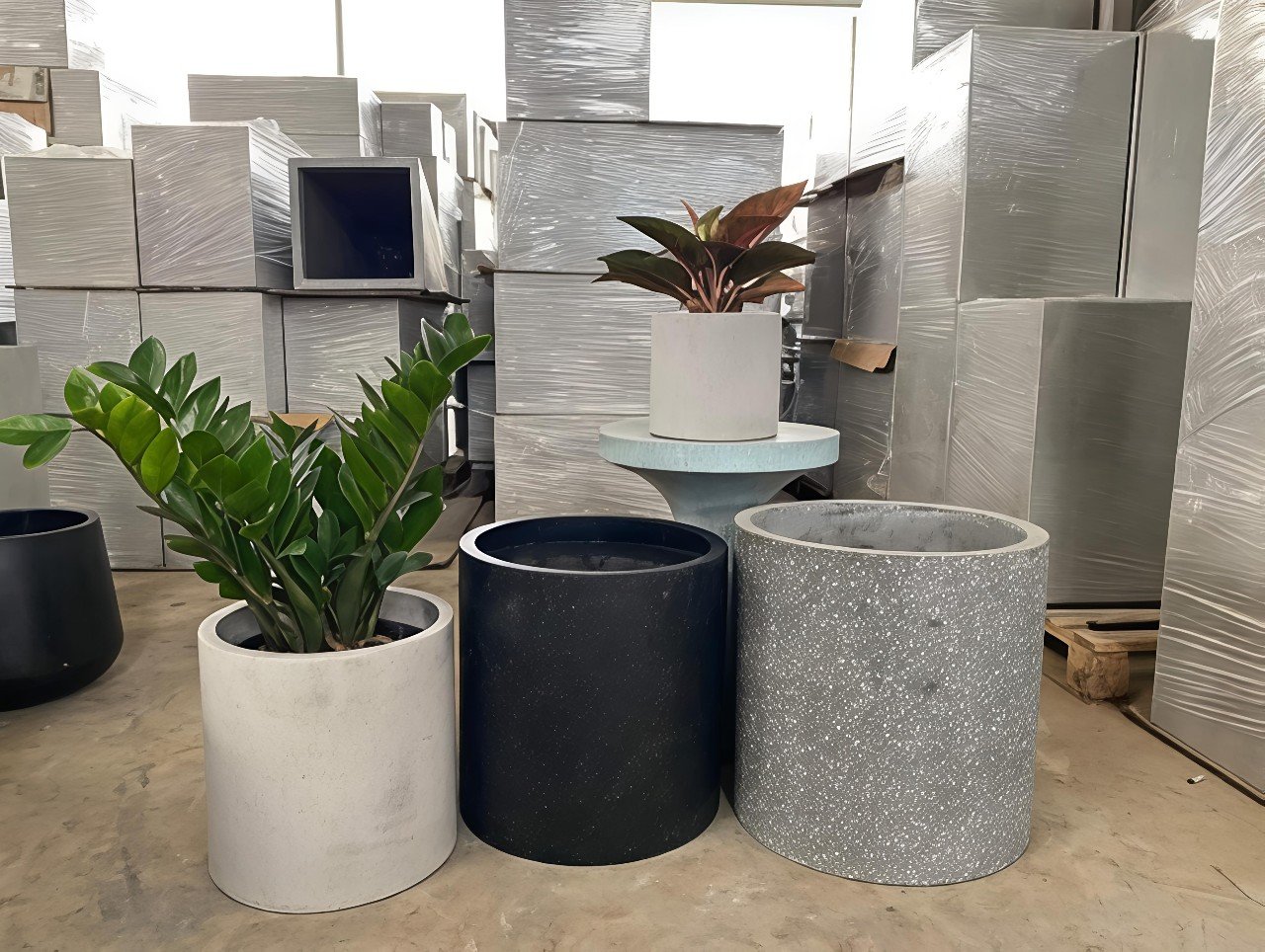 Chậu Đá Mài Tròn Trụ 40×40 Giá Trị Của Thẩm Mỹ