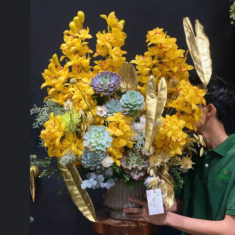 Bình Hoa Địa Lan Chưng Tết Mix Sen Đá Đẹp Sang Trọng 2