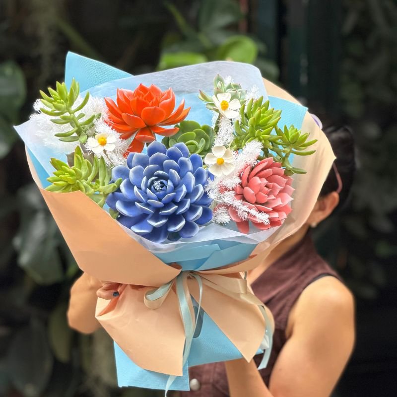 Bó Hoa Tốt Nghiệp Từ Hoa Sen Đá Có Ưu Điểm Gì 2