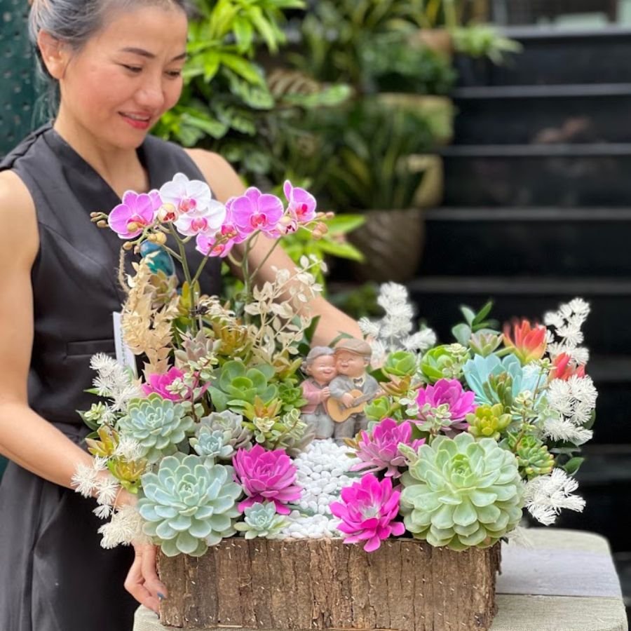 Quà Tặng Khách Hàng Độc Đáo Từ Tiểu Cảnh Sen Đá