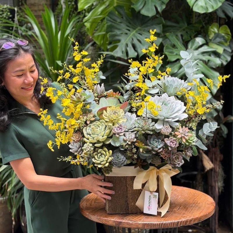 Lãng Hoa 1 Tầng Tặng Khai Trương Thịnh Vượng Từ Sen Đá 2