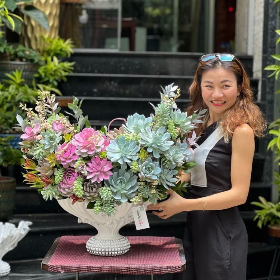 Lẵng Hoa Khai Trương Bao Tiền Từ Bình Sen Đá Tươi Lâu Cả Tháng 2
