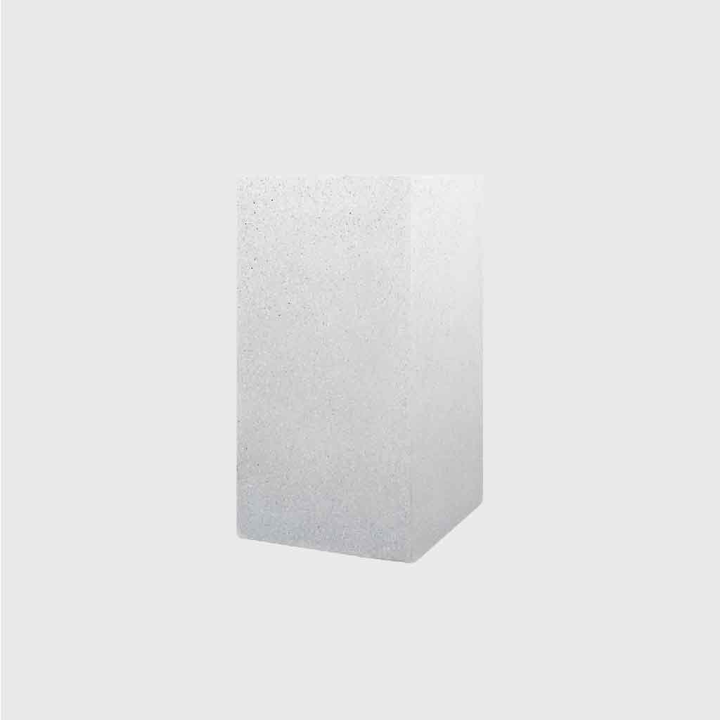 Chậu Xi Măng Dáng trụ vuông – trắng