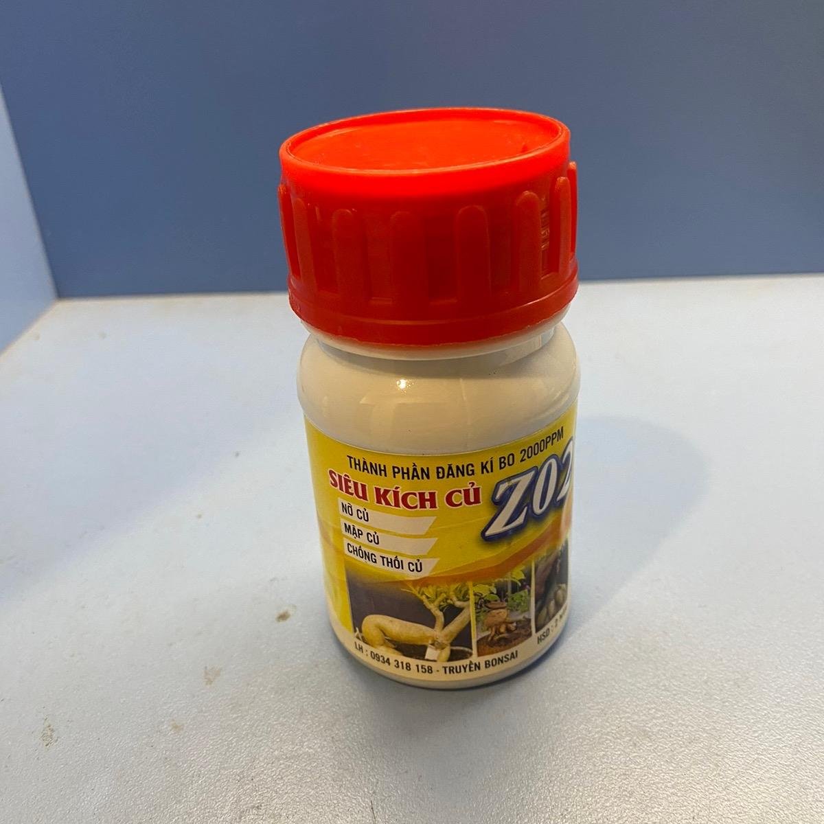 Phân bón siêu kích củ Z02 1 chai 100ml KM 3