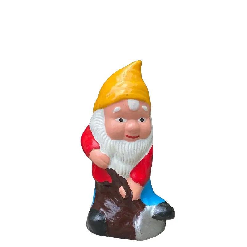 Tượng chú lùn xúc đất cao 22cm trang trí cảnh quan sân vườn noel