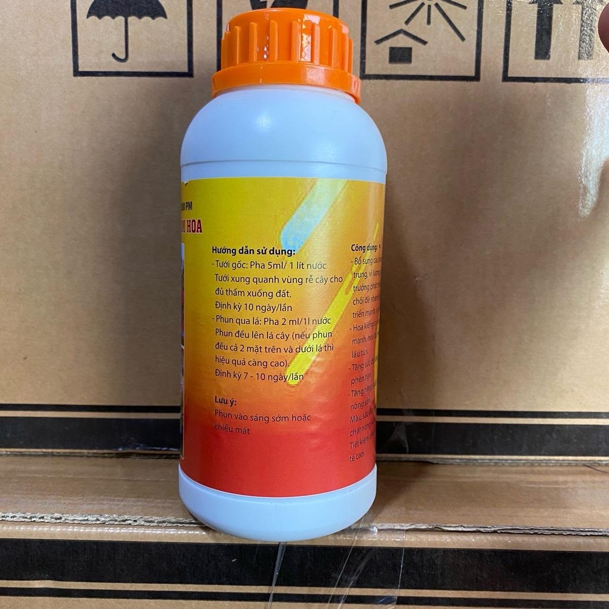 Phân hữu cơ tạo mầm hoa chai 500ml bổ sung đa trung vi lượng giúp cây sứ phát triển mạnh hoa to đẹp lâu tàn 2