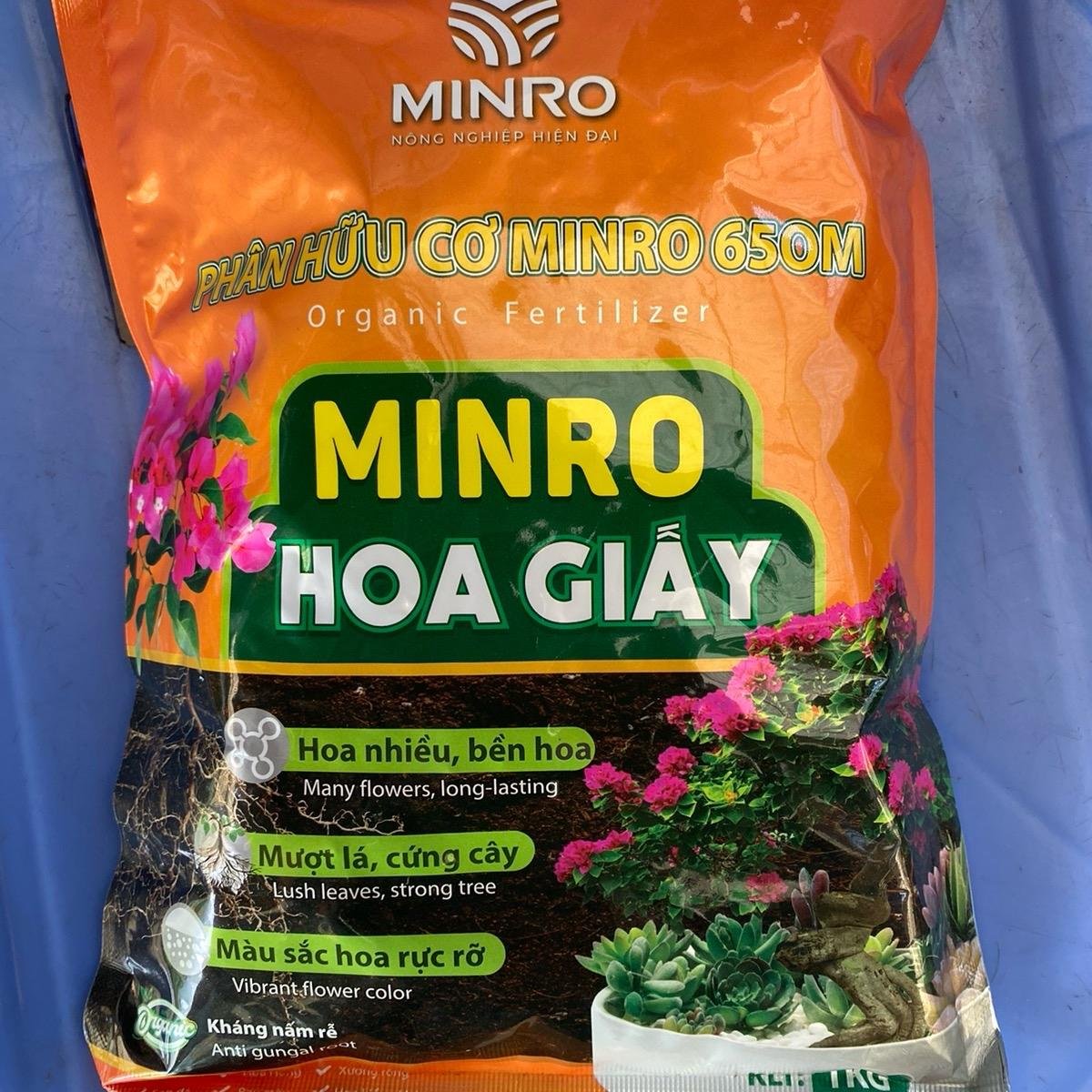Phân hữu cơ chuyên Hoa giấy Minro gói 1kg cây xanh tốt hoa nhiều 2
