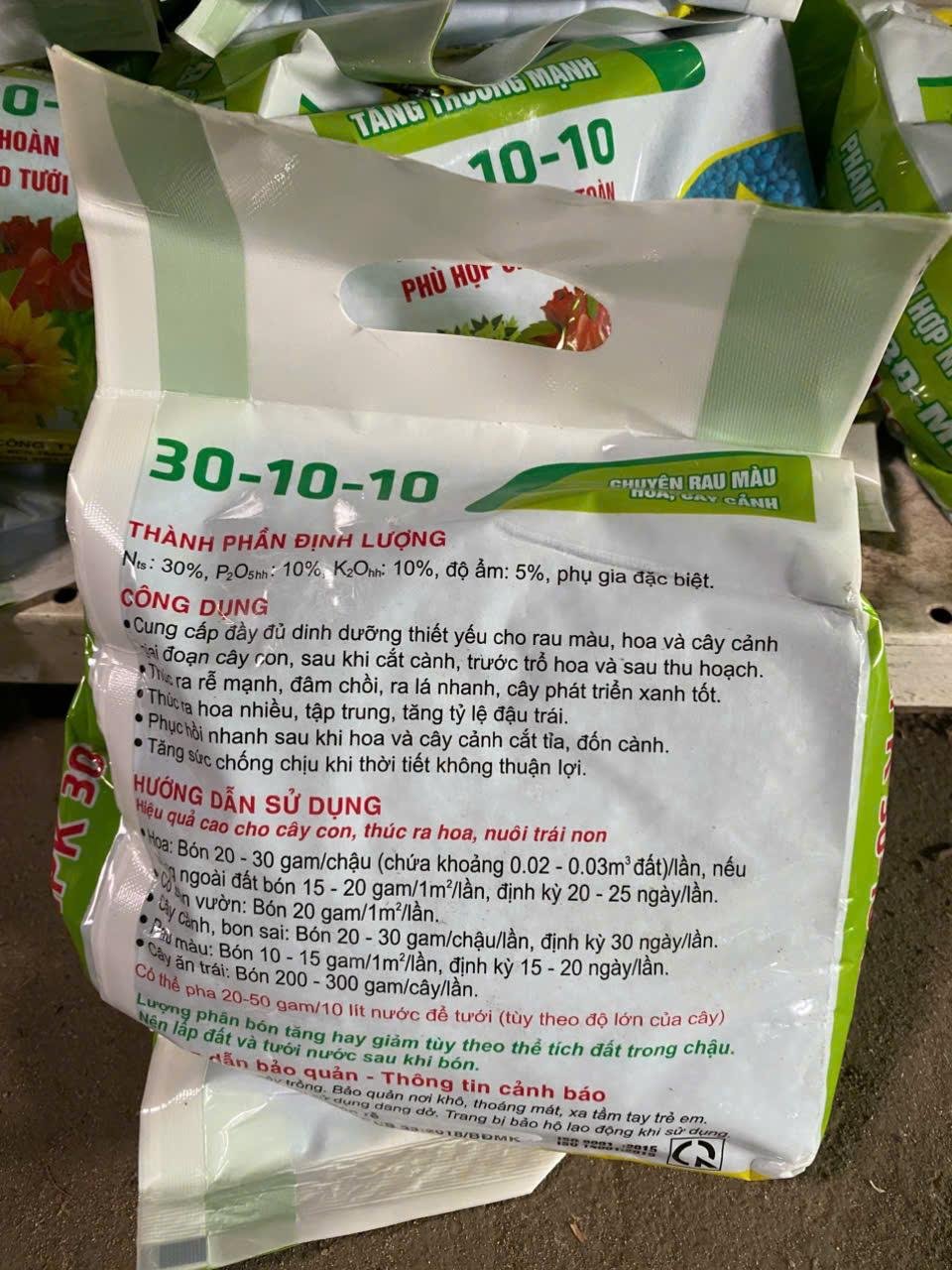 Phân bón NPK 30-10-10 1KG Đầu trâu Bình Điền giúp cây đâm chồi xanh lá mập cành 3