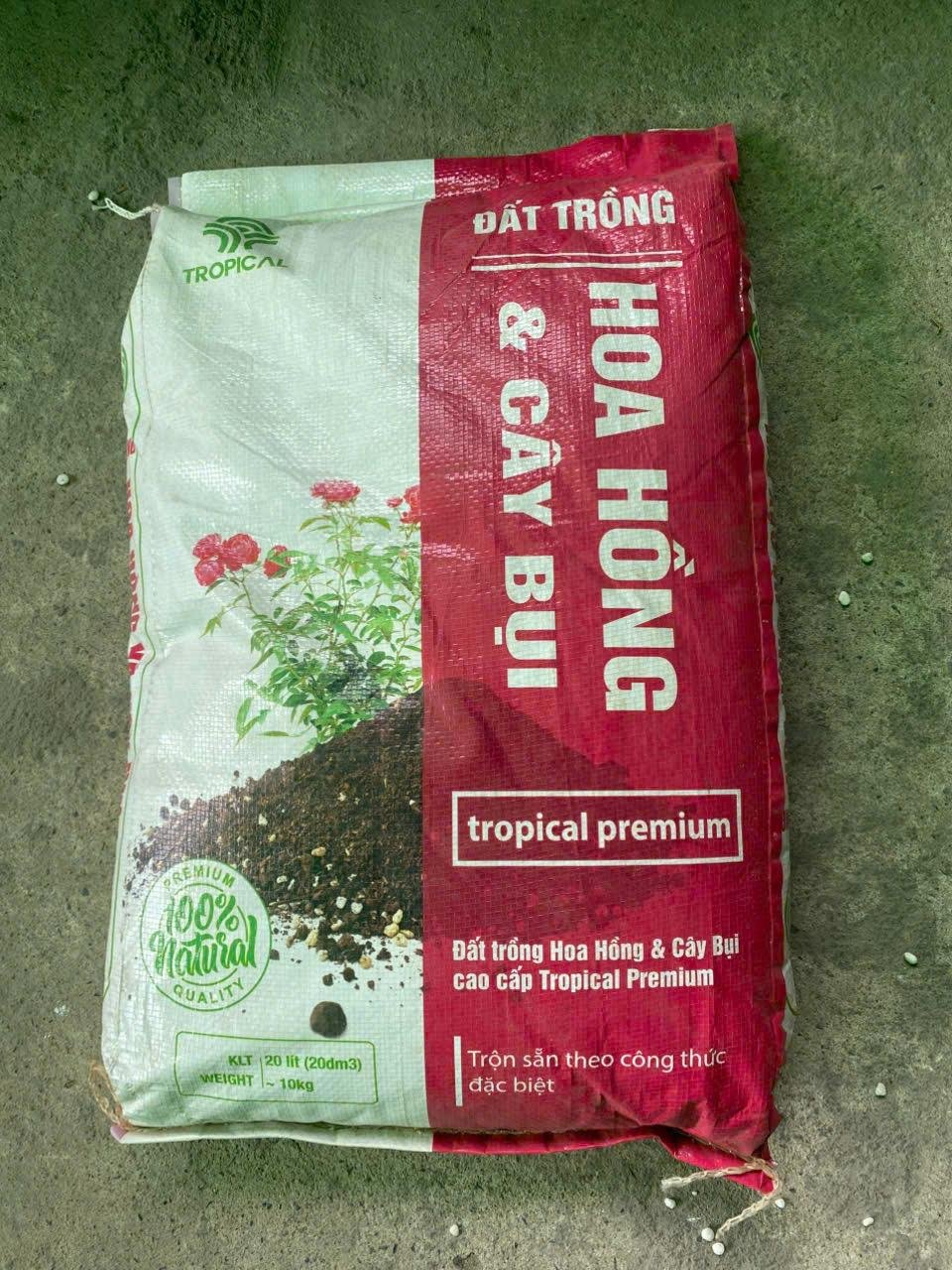 Đất trồng hoa hồng và cây bụi Tropical Premium Bao 20dm3 Nặng 8-10kg tuỳ độ ẩm 3