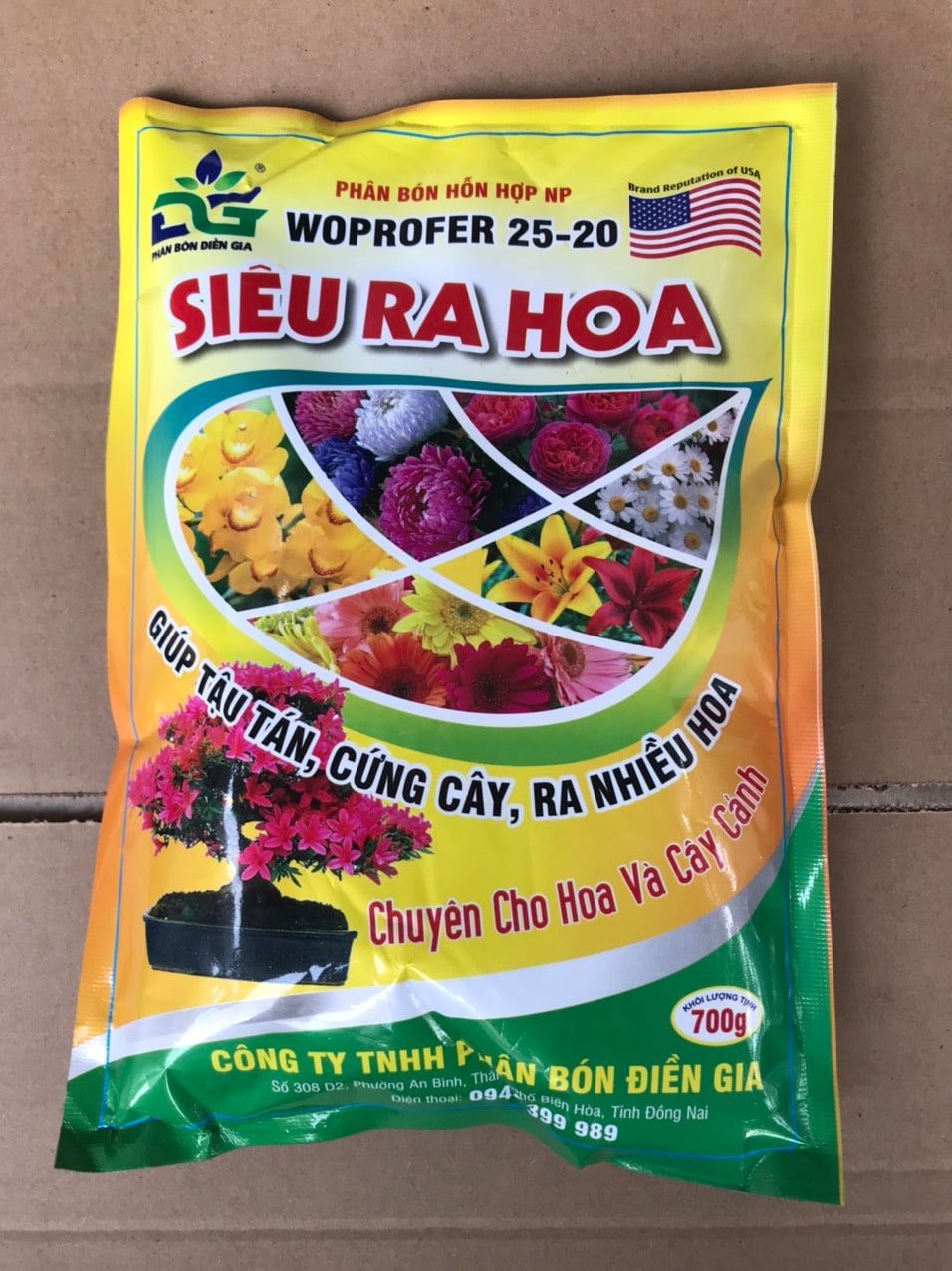 Phân bón siêu ra hoa kích hoa hiệu quả gói 700gam 2