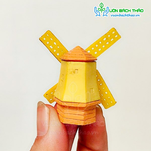 Phụ kiện tiểu cảnh cối xay gió mini 2