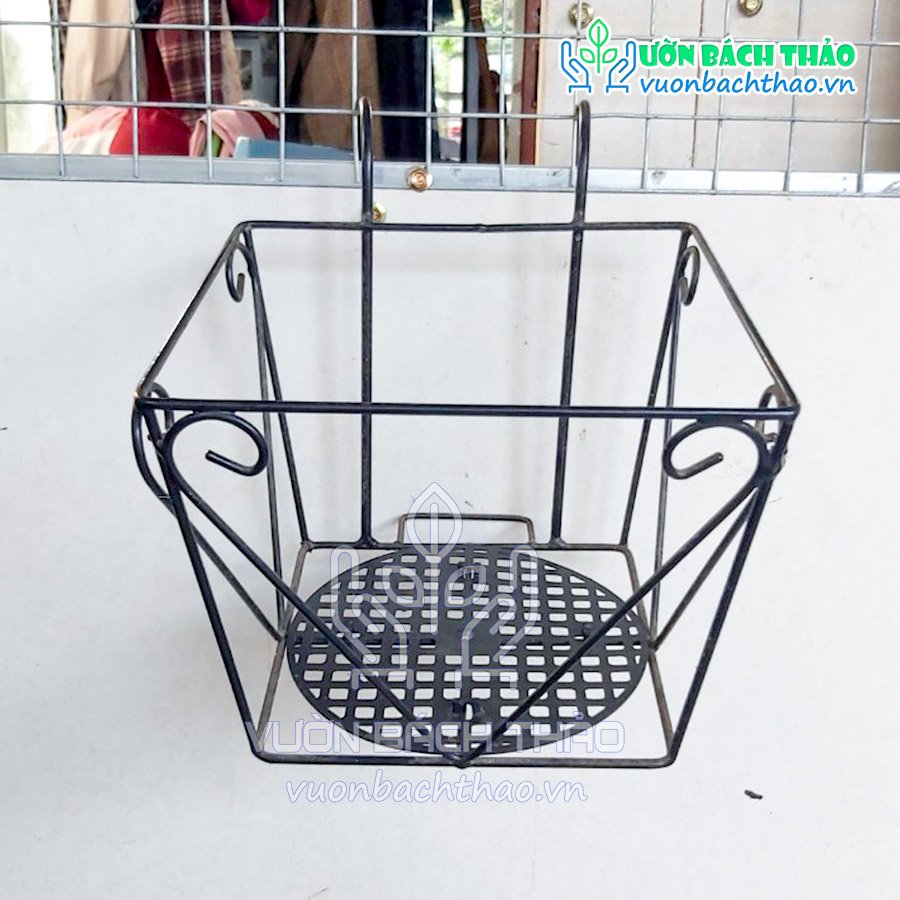 Kệ Sắt Vuông Treo Chậu Cây Ban Công, Lan Can 3