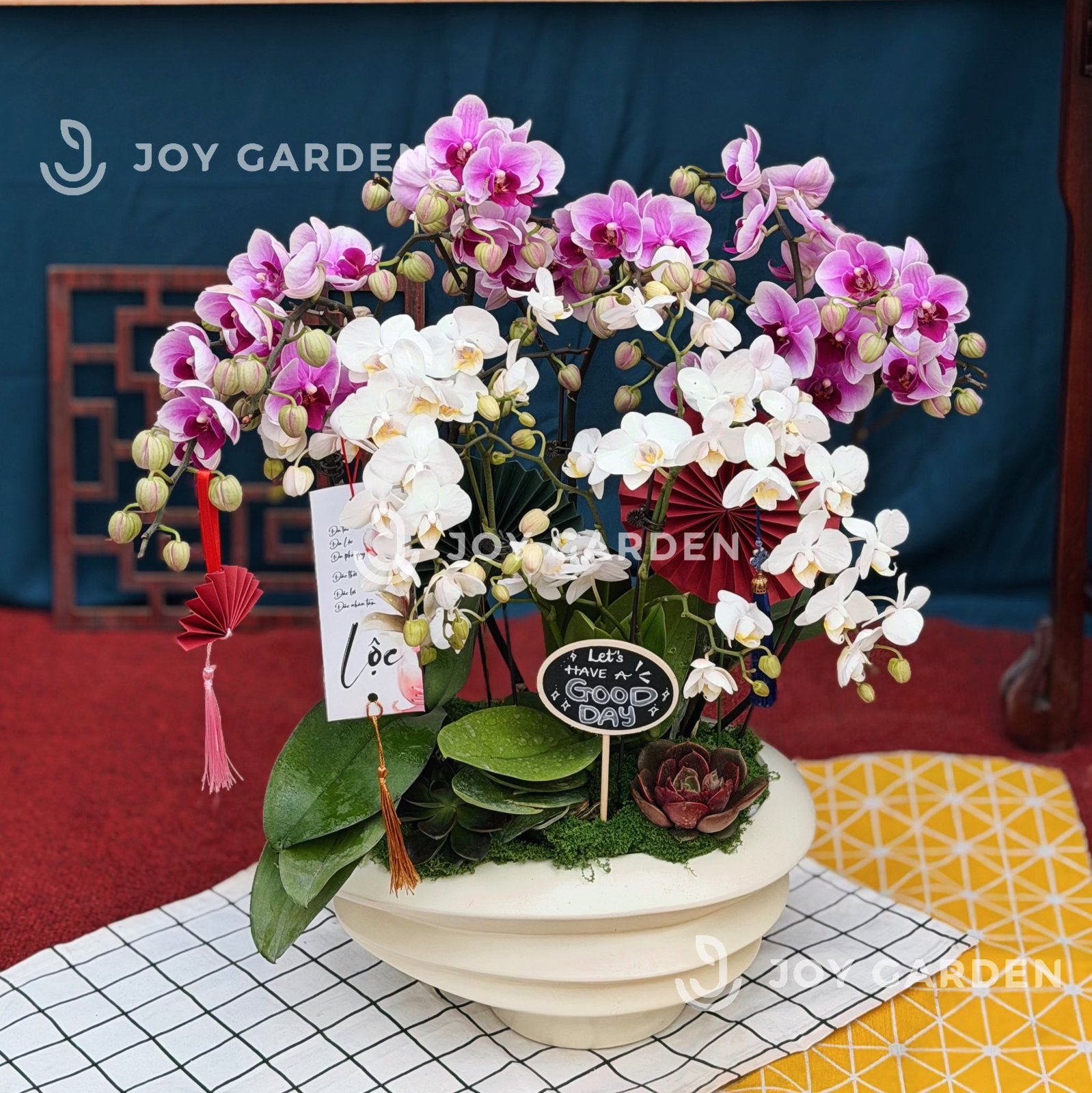 Lan Hồ Điệp Ngọc Ngà