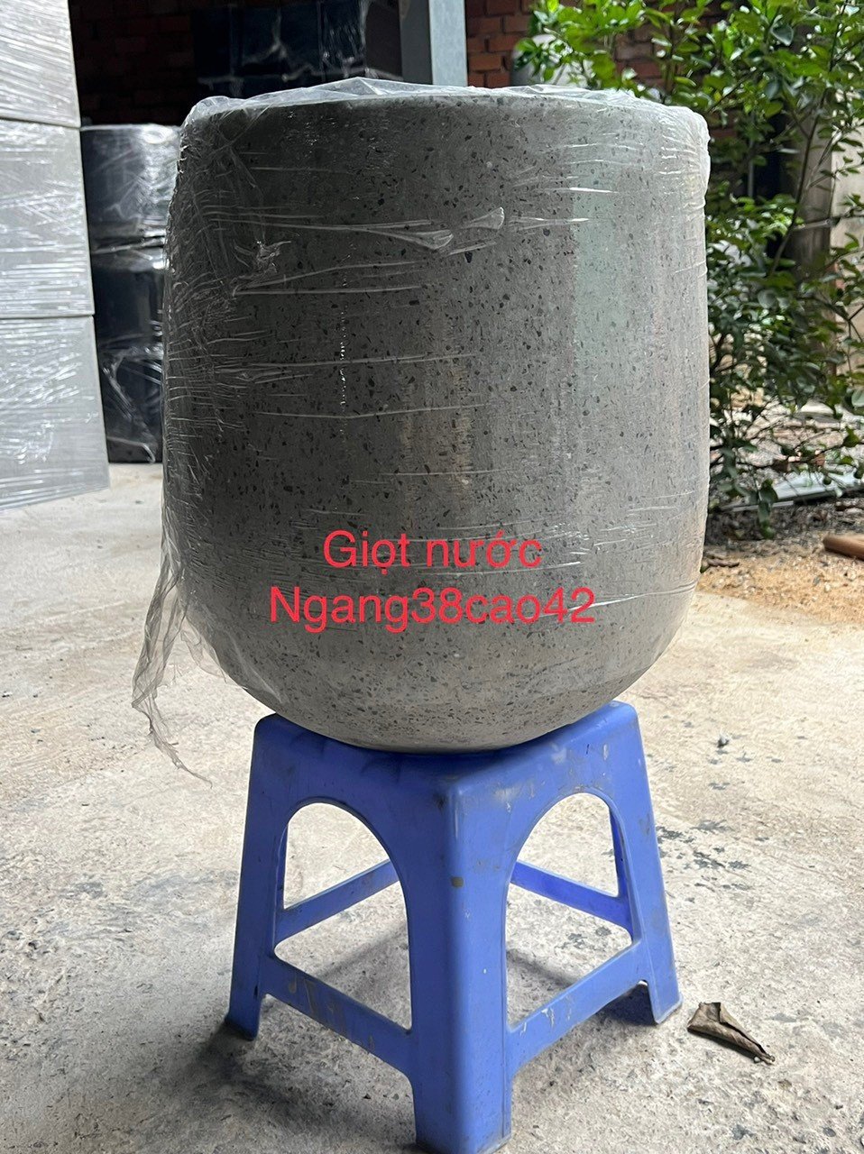 Chậu Trồng Cây Xi Măng Đá Mài Hình Giọt Nước