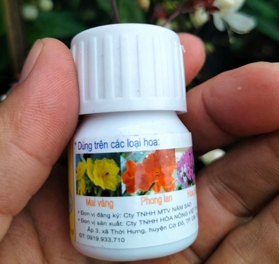 Phân Bón Vi Lượng Chống Rụng Cánh Hoa 2