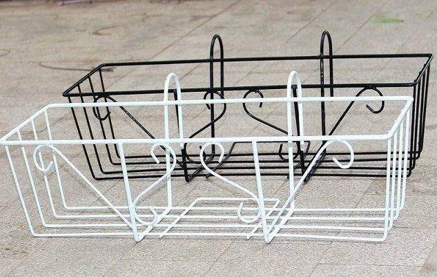 Khung Sắt Treo Chậu Nhựa Chữ Nhật 60cm
