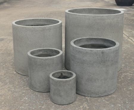 Chậu Xi Măng Trụ Tròn Cao 80cm rộng 40cm