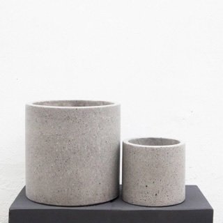 Chậu Xi Măng Đá Mài Hình Trụ Tròn Đường Kính 20cm 2