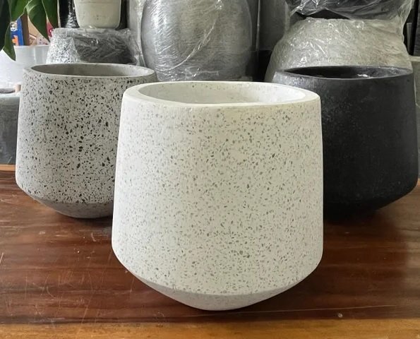 Chậu Xi Măng Đá Mài Hình Thúng
