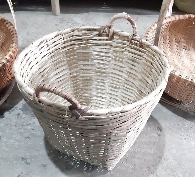 Giỏ Tre Cần Xé Hoa Cúc Mâm Xôi 2