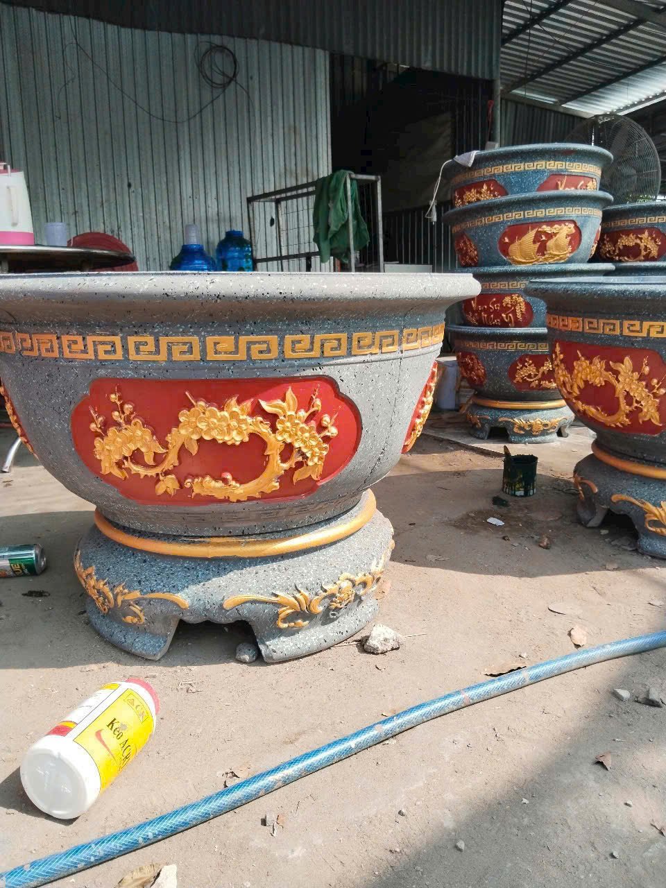 Chậu xi măng giả đá tròn truyền thống 80cm