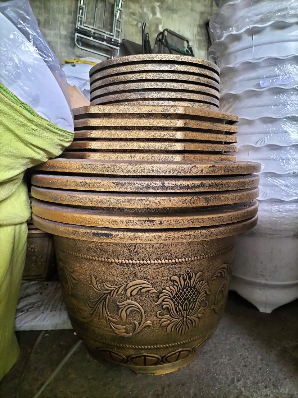 Chậu Nhựa Tròn Sơn Đồng A700
