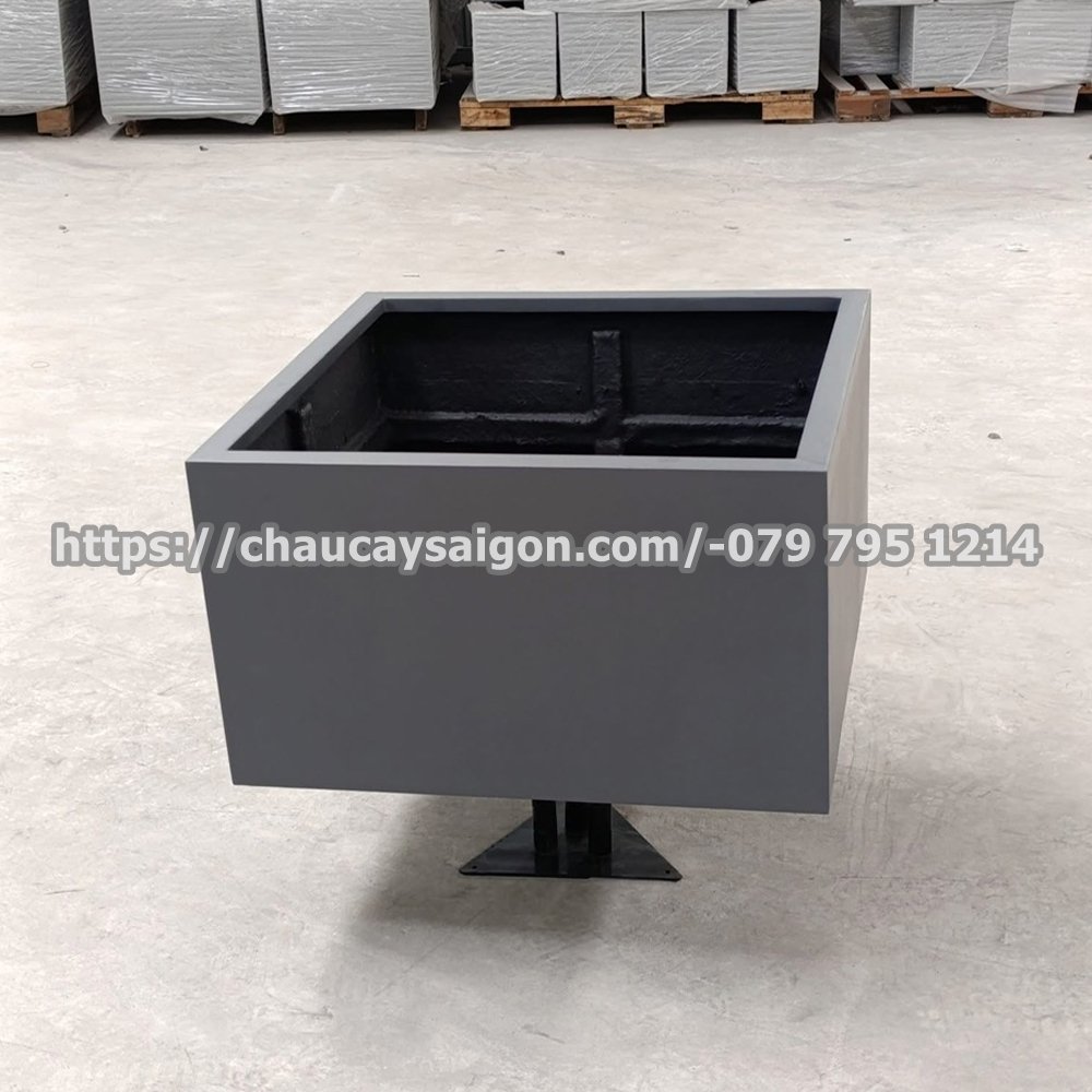 Chậu composite vuông thấp 2