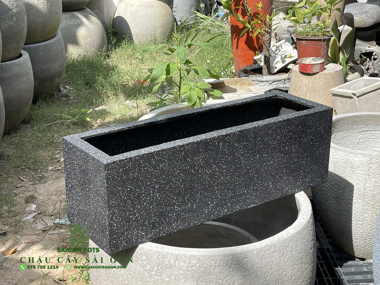 Chậu composite chữ nhật 2023