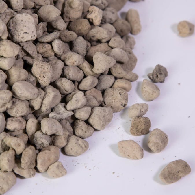 ĐÁ BỌT PUMICE - ĐÁ LÔNG VŨ - ĐÁ ĐỂ TRỘN ĐẤT 3